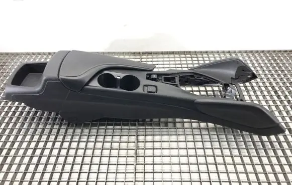 Chevrolet Camaro Center console 