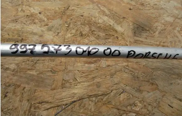 Air conditioning (A/C) pipe/hose