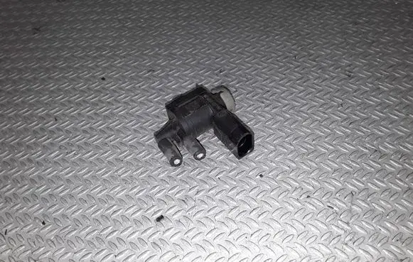 Valve vacuum