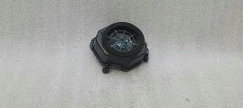 Mercedes-Benz E W212 Dash center speaker frame A2048202402