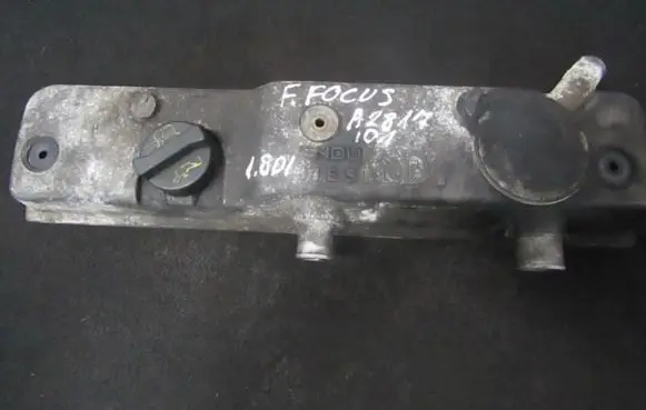 Ford Focus Rocker cam cover XS4Q96K271AC XS4Q96K271-AC