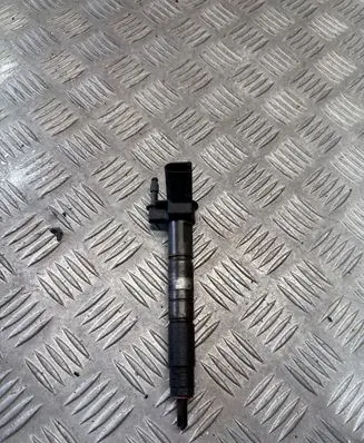 BMW 5 GT F07 Fuel injector 0445116024 7805428