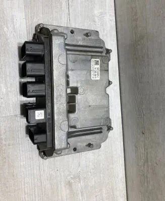 BMW 1 F20 F21 Engine control unit/module 8486839
