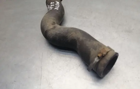 Renault Master II Air intake hose/pipe
