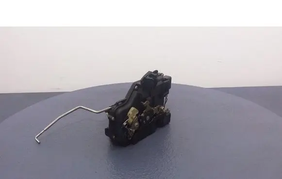 Audi A2 Front door lock 8Z1837015A