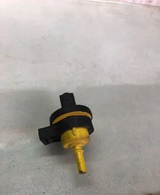 Nissan Juke II F16 Vacuum valve V29122964