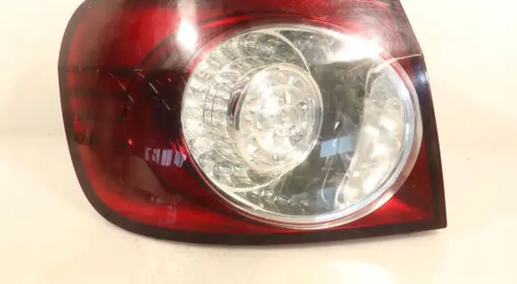 Volkswagen Golf Plus Rear/tail lights 965307L