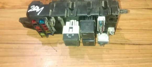 Mitsubishi Carisma Fuse box set