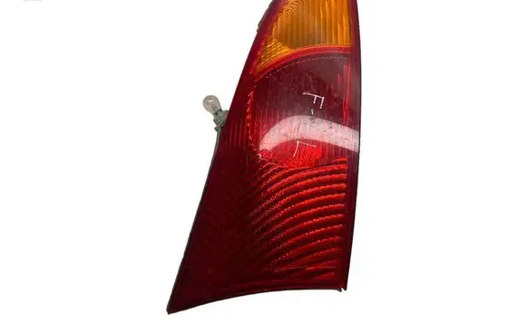 Ford Focus Rear/tail lights XS4113404AD