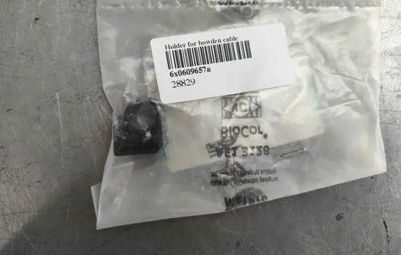Volkswagen Beetle A5 Nuts/bolts 6X0609657A