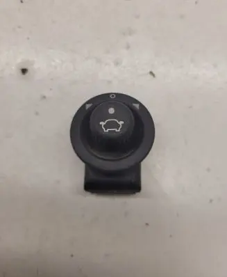 Ford Focus Wing mirror switch 93BG17B676BA