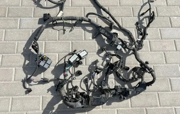 Volvo V70 Engine installation wiring loom 31433463 151343134 09102014