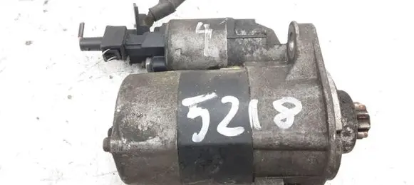 Volkswagen Golf V Starter motor 020911023S 5218