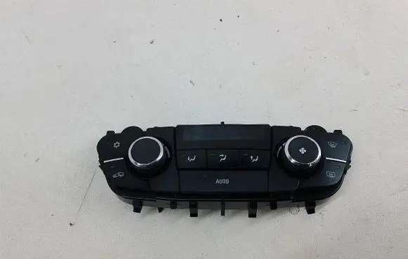 Opel Insignia A Climate control/heater control trim 13273095