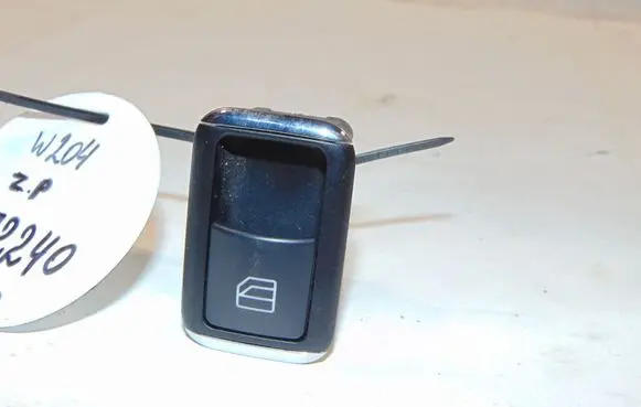 Mercedes-Benz C W204 Electric window control switch A2048707358