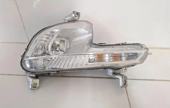 Peugeot 508 Front fog light 46910748