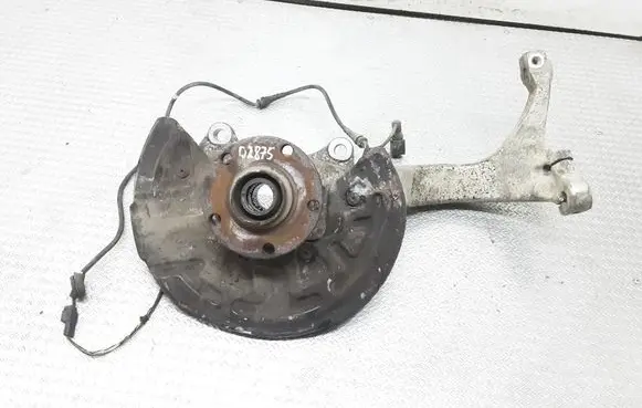 Audi A6 S6 C5 4B Front wheel hub spindle knuckle
