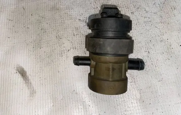 Mercedes-Benz C W202 Turbo solenoid valve 0004701993 A0004701993