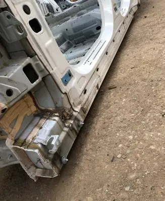 Mercedes-Benz E W214 Front sill (body part)