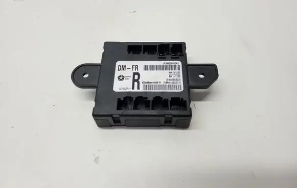 Chrysler Town & Country V Door control unit/module 05026862AE P05026862AE