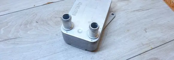 Engine oil radiator