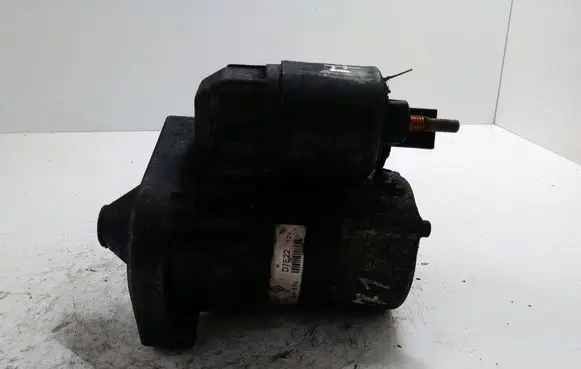 Renault Megane I Starter motor D7E22