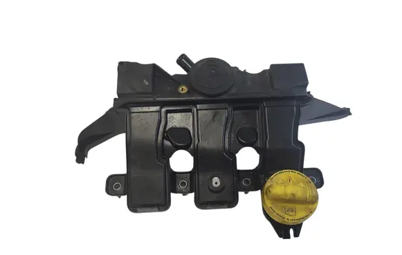 Nissan Qashqai Intake manifold 118305906R