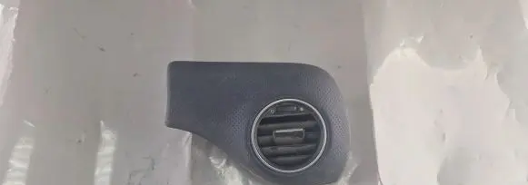 Fiat Punto Evo Dashboard side air vent grill/cover trim 735485651