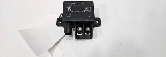 BMW X6 E71 Combustion relay 7661503 V23132A2001X26