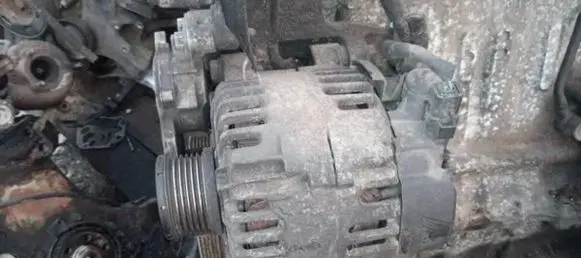 Peugeot 206 Generator/alternator 9646321780