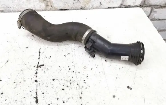 BMW 1 F20 F21 Intercooler hose/pipe 759758804 CZ15476810
