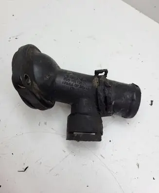 Audi A3 S3 8P Engine coolant pipe/hose 03G121121B