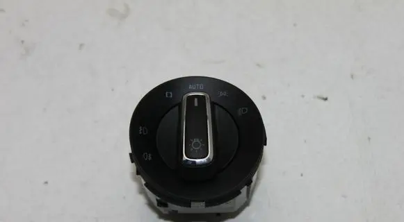 Skoda Superb B6 (3T) Light switch 3T0941431B