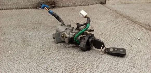 KIA Carens II Ignition lock 