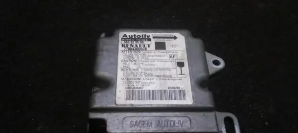 Renault Scenic I Airbag control unit/module 7700430060b 550629500
