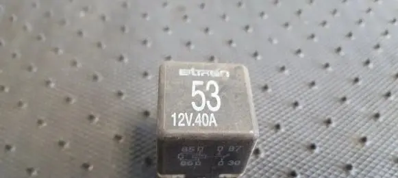 Audi A6 S6 C5 4B Other relay 141951253B