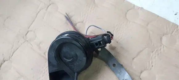 Audi A4 S4 B8 8K Horn signal