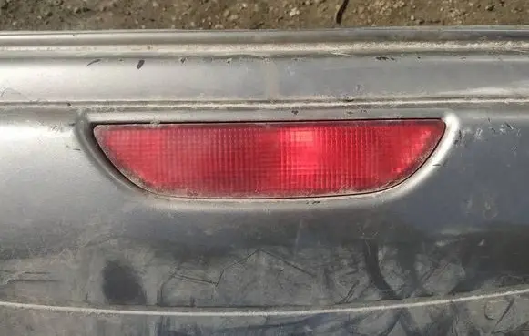 Nissan Note (E11) Rear fog light 