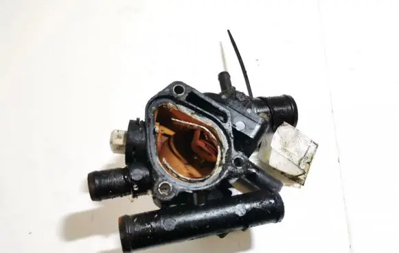 Renault Megane I Engine coolant pipe/hose 7700866731 7700866730