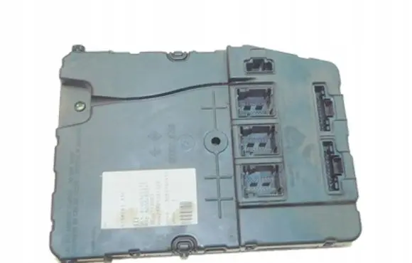 Renault Megane II Comfort/convenience module 8200305575