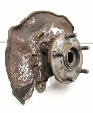 Toyota RAV 4 (XA30) Front wheel hub spindle knuckle