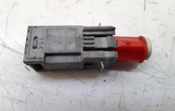 Opel Signum Brake pedal sensor switch