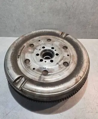 Volkswagen PASSAT B7 Clutch set kit 04L105266B 03L141025T