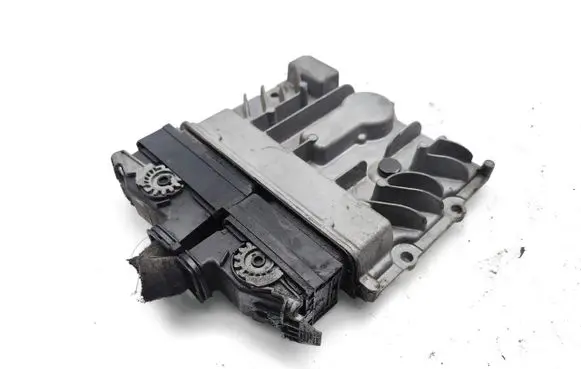 Opel Astra J Engine control unit/module 55597676 55579719