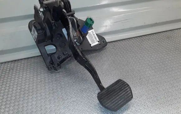 Citroen C5 Brake pedal 9666788380