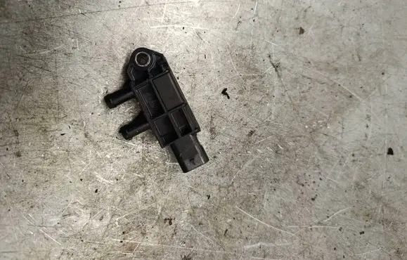 Volkswagen T-Roc Exhaust gas pressure sensor 05E906051P