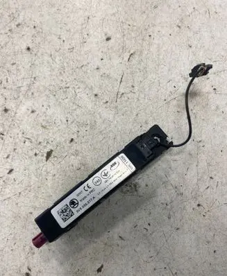 Skoda Superb B8 (3V) Aerial antenna amplifier 3V5035577A