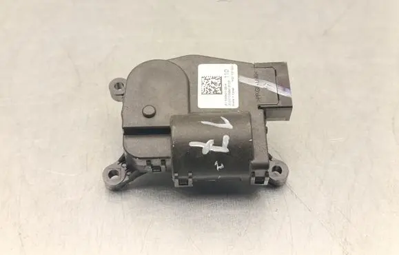 Tesla Model Y Air flap motor/actuator 150062700A