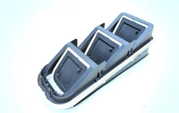 Opel Grandland X Quarter panel pressure vent 9678565780