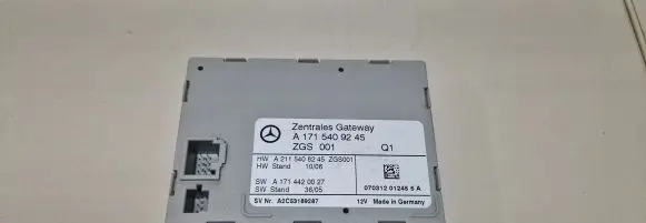 Mercedes-Benz SLK R171 Gateway control module A1715409245